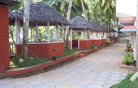 Panchavadi Ayurvedic Beach Resort 瓦尔卡拉 外观 照片
