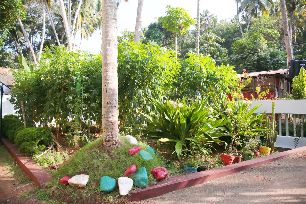 Panchavadi Ayurvedic Beach Resort 瓦尔卡拉 外观 照片