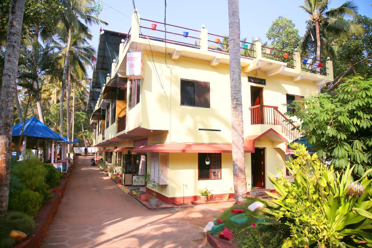 Panchavadi Ayurvedic Beach Resort 瓦尔卡拉 外观 照片