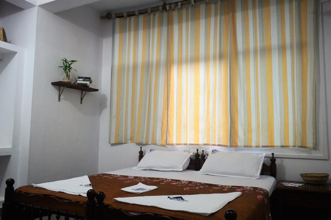 Panchavadi Ayurvedic Beach Resort 瓦尔卡拉 外观 照片